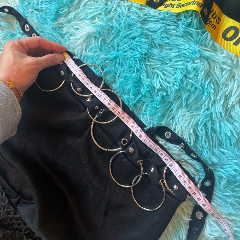 Stylish Black and Yellow Skirt - Picture 4 of 8